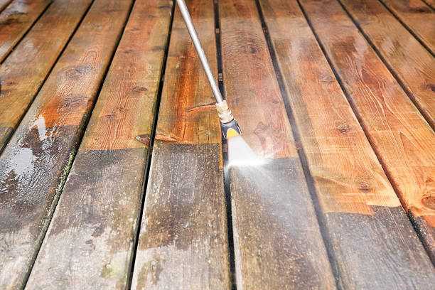 Fence Pressure Washing in Mehlville, MO